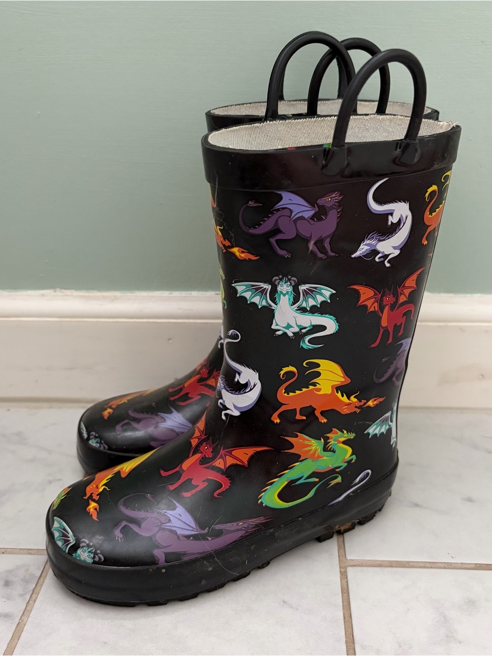 Boys Rainboots Size 11 Dragons